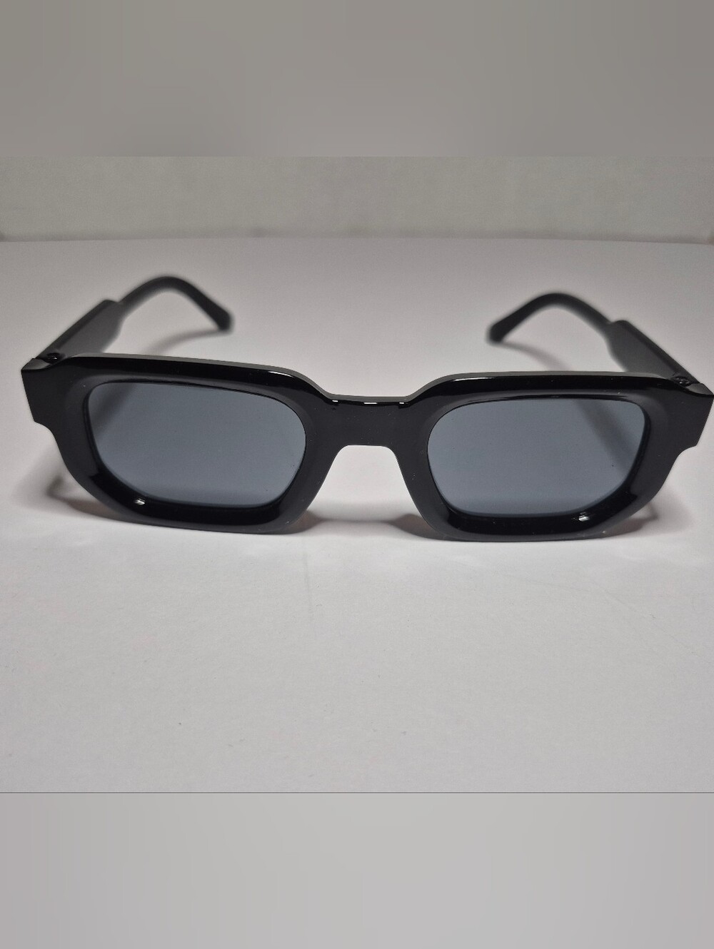 Classic Black Rectangle Sunglasses